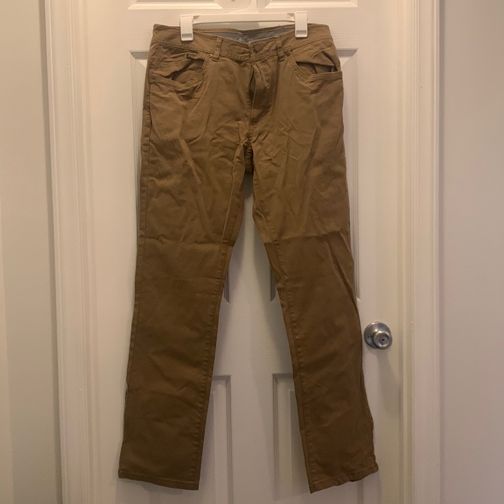 New with Tags, Men’s 34/34 G. H. Bass & co